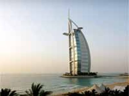 యునైటెడ్ ఆరబ్ ఎమిరేట్స్‌లో భారతీయుడి ఆత్మహత్యా యత్నం