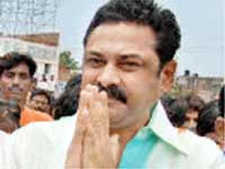 మెజారిటీ రాకుంటే సన్యాసం: డిఎల్‌కు జగన్ వర్గం నేత భూమా సవాల్