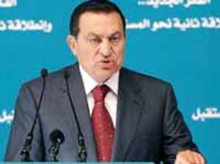 దిగపోనంటూ మొండికేస్తున్న ఈజిప్టు అధ్యక్షుడు హోస్నీముబారక్