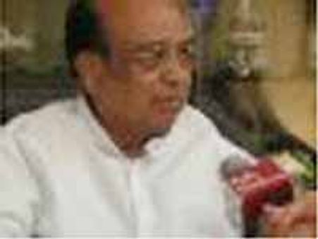 సాక్షిపై మరోసారి ఆగ్రహం వ్యక్తం చేసిన చేనేత, జౌళీ శాఖమంత్రి శంకర్‌రావు