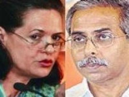 సోనియా గాంధీతో వైయస్ వివేకానంద రహస్య భేటీ, తెలంగాణ భయంతోనే