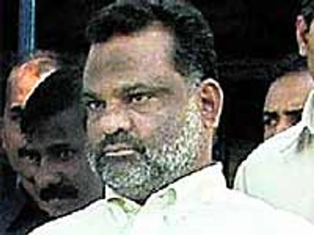 జగన్ దీక్ష రాజకీయాలకు అతీతం, అందుకే మద్దతు: ఎమ్మెల్యే సికె బాబు