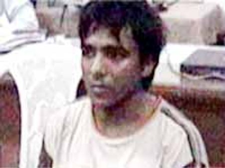 పాక్ ఉగ్రవాది కసబ్‌కు ఉరిశిక్షను ఖరారు చేసిన బొంబాయి హైకోర్టు