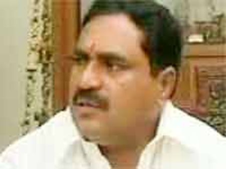 తీర్మానం ప్రవేశ పెడితే ఎవరేంటో తెలుస్తుంది: ఎమ్మెల్యే ఎర్రబెల్లి