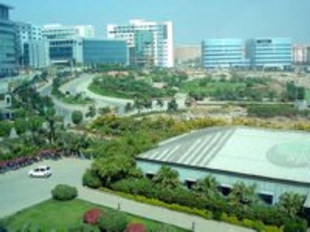 రహేజా స్కామ్: ఐఎఎస్, ఐపియస్ అధికారులపై కేసులు