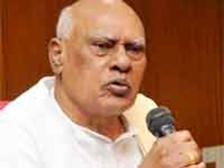 తెలంగాణ రెండు రోజుల్లో తేలదు, సమయం కావాలి: మాజీ సిఎం రోశయ్య