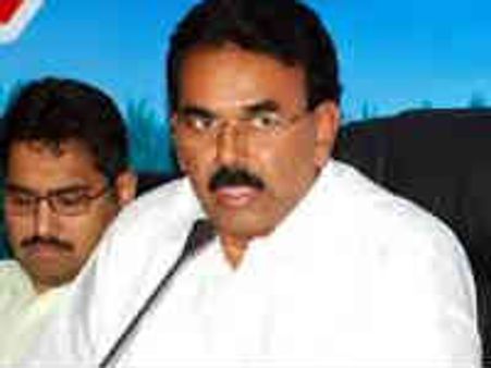 మాకూ చీము, నెత్తురు ఉంది, ఒత్తిడి పెంచేందుకే: జూపల్లి