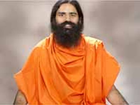 పిఎం మన్మోహన్, సిఎం కిరణ్ తల్చుకుంటే తెలంగాణ: బాబా రామ్‌ దేవ్