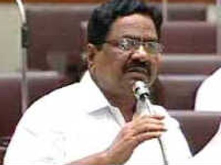 ఎమ్మెల్యేల రక్షణ కెసిఆర్‌కు చేతకావడం లేదు: ఎమ్మెల్యే జూలకంటి