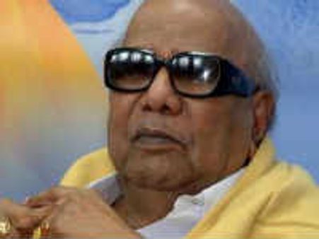 కరుణానిధి ఇద్దరు భార్యలకూ ఆస్తిలో సమాన వాటా