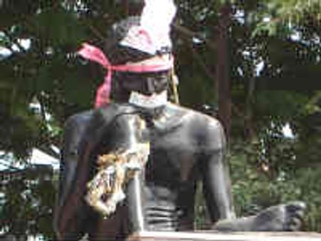 విగ్రహాల విధ్వంసం వెనక..