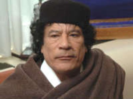 లిబియా రెబెల్స్‌పై తన సెక్సీ కూతురును పంపిన గడాఫీ