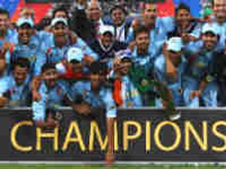 టీమిండియాకు ఎన్నారైల అభినందనలు