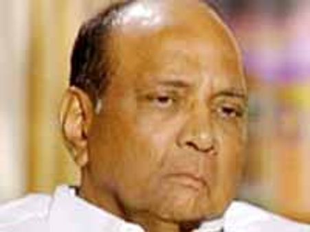 పవార్‌పై 2జి స్పెక్ట్రమ్ కుంభకోణం బాంబు వేసిన నీరా రాడియా