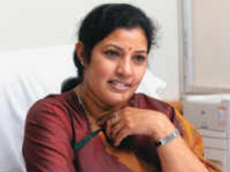 దగ్గుబాటి పురంధేశ్వరిపై మండిపడిన రాష్ట్ర మంత్రి శంకర రావు