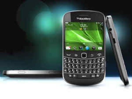బ్లాక్ బెర్రీ కొత్త స్మార్ట్ ఫోన్స్ బోల్డ్ టచ్ 9900, టచ్ 9930 రివ్యూ