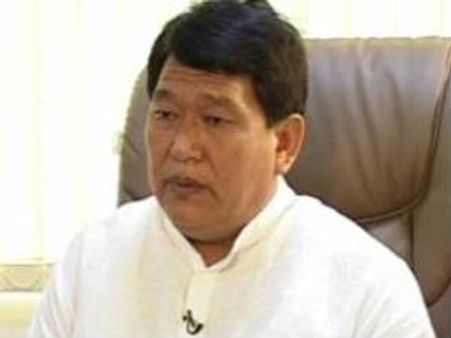 హైటెక్ విఫలం, ఖండూ భౌతిక దేహాన్ని గ్రామస్థులు కనిపెట్టారు