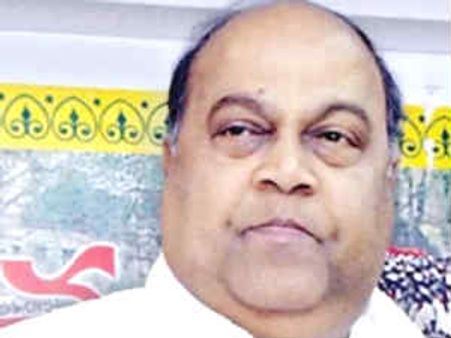 నాగం భేష్, జూపల్లి బేజార్: తెలంగాణపై పట్టుకు ప్రయత్నాలు