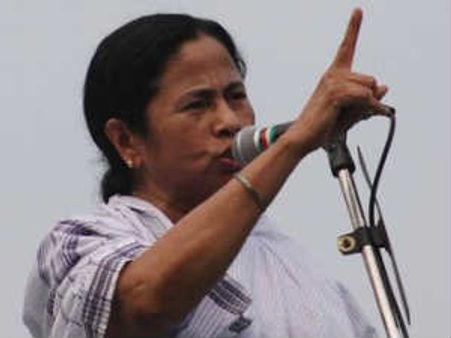 పశ్చిమ బెంగాల్‌లో చరిత్ర సృష్టించిన దీదీ: 18న ప్రమాణం స్వీకారం