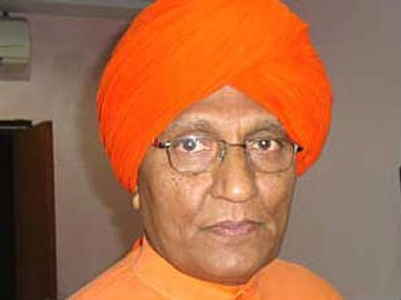 కడప ఉప ఎన్నికలలో డబ్బుల వరద పారింది: స్వామి అగ్నివేష్