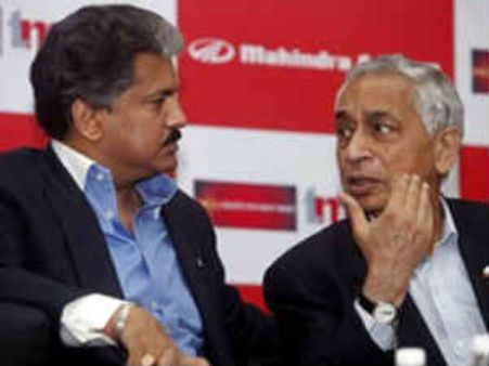 త్వరలో మహింద్రా సత్యంలో 17వేల కొత్త కొలువులు: వినీత్‌ నయ్యర్‌