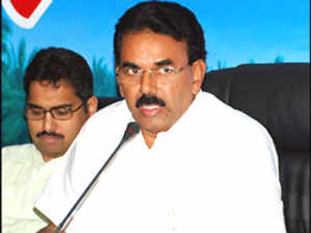 గద్వాల పాదయాత్రపై రేపు నిర్ణయం తీసుకోనున్న జూపల్లి కృష్ణారావు