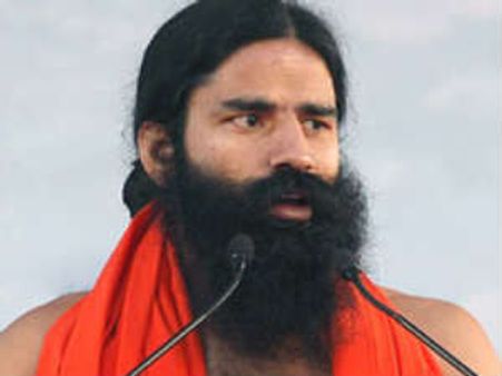 నన్ను చంపేందుకు కేంద్రం కుట్ర, దీక్ష కొనసాగుతుంది: బాబా రామ్‌దేవ్