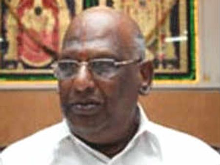 సత్యసాయి బాబా మృతికి సత్యజిత్ కారణం: ఆదికేశవులు నాయుడు