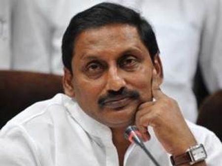 సిఎంకు చేదు అనుభవం: బహిరంగ సభను బహిష్కరించిన కాంగ్రెసు నేతలు