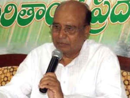 రాజీనామాలకు నలుగురు తెలంగాణ మంత్రులు నో