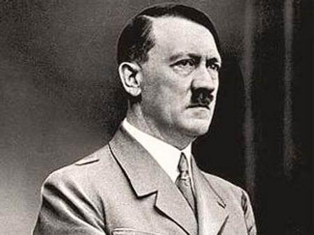 సెక్స్ డాల్స్‌కు ఆర్డరిచ్చిన హిట్లర్