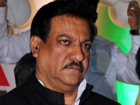 పేలుళ్ల స్థలిలో సిసిటీవీ ఫుటేజ్ దొరికింది: చవాన్