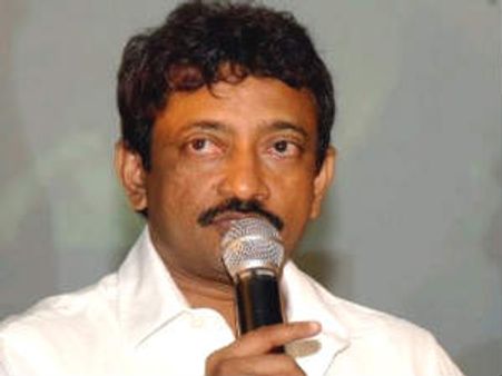 బెజవాడ రౌడీలు టైటిల్‌పై ఎదురుతిరిగిన వర్మ