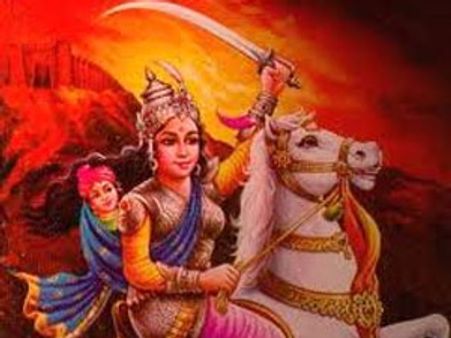 ఆ పది మందిలో ఝాన్సీ లక్ష్మీబాయికి చోటు