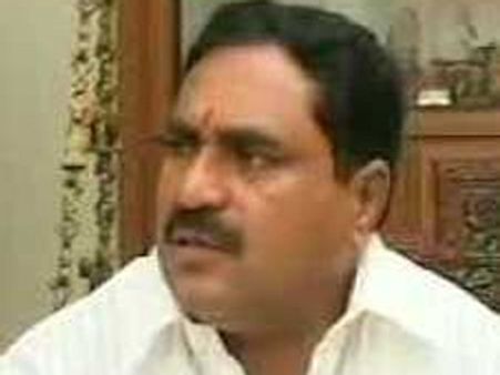 మళ్లీ రాజీనామాలు చేస్తాం, స్పీకర్ చేతికే: ఎర్రబెల్లి