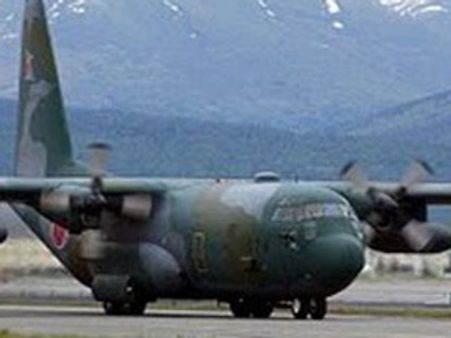 సైనిక విమానం కూలి 78 మంది దుర్మరణం