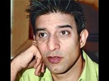 కామసూత్ర వ్యాఖ్యల దుమారం