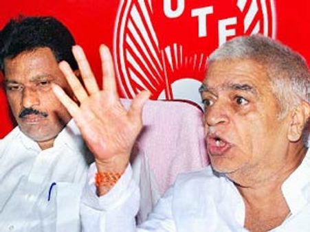 చుక్కా రామయ్యకు టీచర్ల నుంచి చేదు అనుభవం