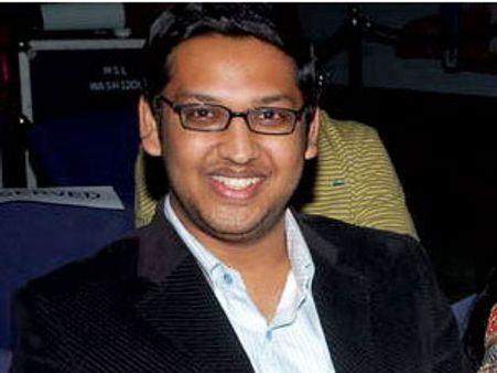 చిరు అల్లుడు శిరీష్ ఎక్కడ దాక్కున్నాడు?