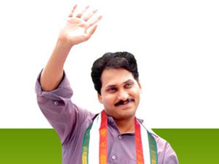 లగడపాటి కోసం తెలంగాణపై రూటు మార్చిన జగన్?