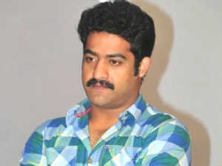 పోగొట్టుకుంటున్న చోటే వెతుక్కుంటున్న జూ. ఎన్టీఆర్