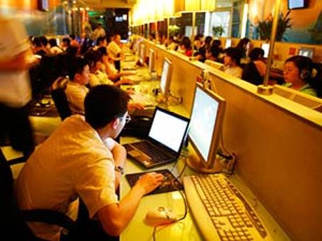 హజారే అవినీతి వ్యతిరేక ఉద్యమంపై చైనా నెటిజన్లలో ఆసక్తి