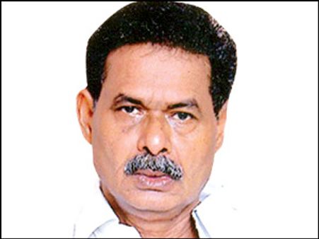 దేవుళ్లకూ జగన్, గాలి లంచాలిచ్చినట్లున్నారు: వీరశివా