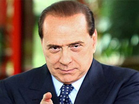 ఒకే రాత్రి ఎనిమిది మంది స్త్రీలతో బెర్లుస్కోనీ సెక్స్