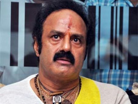 వాస్తుదోషంపై పడిన బాలకృష్ణ