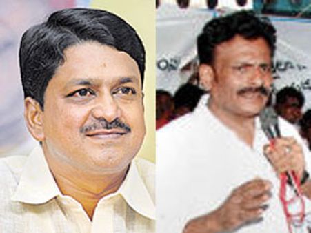 తెలంగాణ అప్పగించండి చూసుకుంటాం: సీమ నేతలు