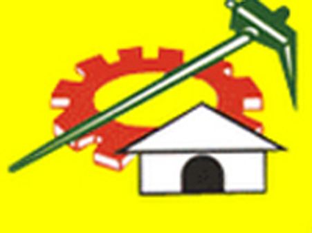 పైన ఒకరితో కింద ఒకరితో కాపురం: టిడిపి నేతలు