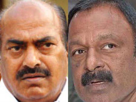 బొత్స సమక్షంలో జెసి వర్సెస్ రఘువీరా రెడ్డి వర్గం
