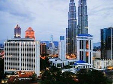 మలేషియన్లు సోషల్ మీడియాకు బానిసలయ్యారా..?