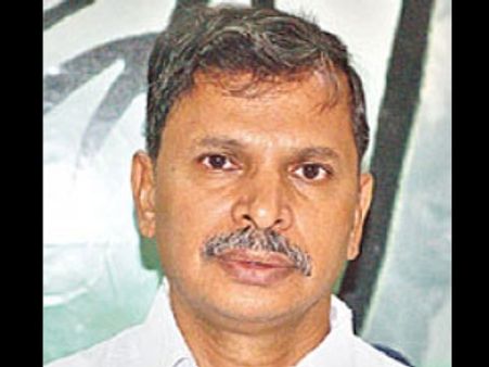 ఉమ్మెస్తే మన మీదే: కెసిఆర్‌పై తులసి రెడ్డి ధ్వజం